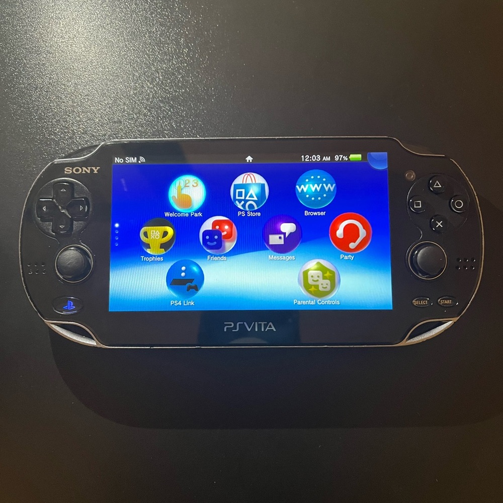 Sony PS Vita - Picture 1 of 10